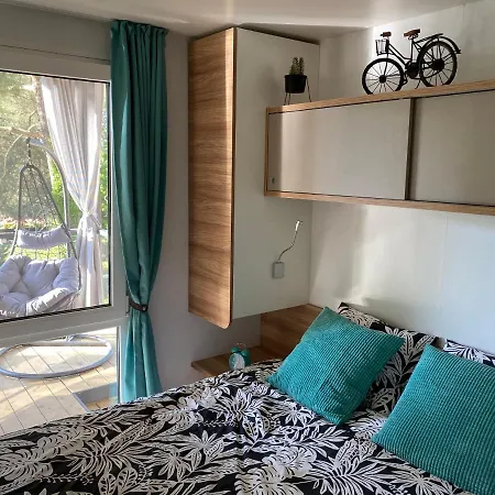 Mobile Biondina Camp Porton Nature Hideouts Campeggio Rovigno