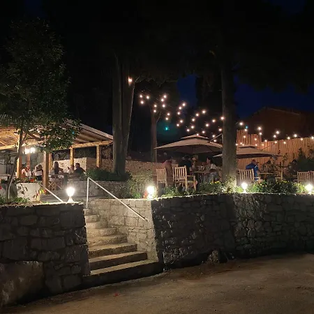 Mobile Biondina Camp Porton Nature Hideouts * 罗维尼