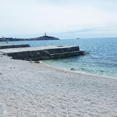 Mobile Biondina Camp Porton Nature Hideouts 营地 罗维尼