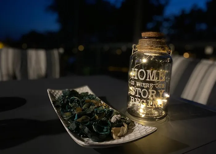 Mobile Biondina Camp Porton Nature Hideouts *